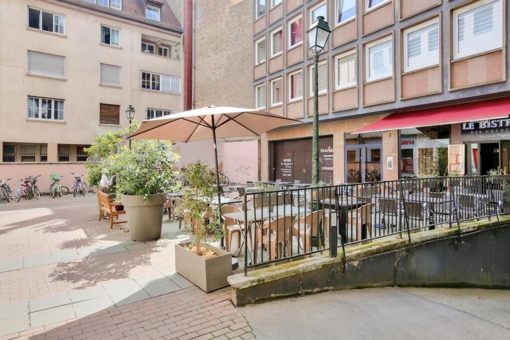 Appartement Spacieux Au Coeur De ストラスブール エクステリア 写真